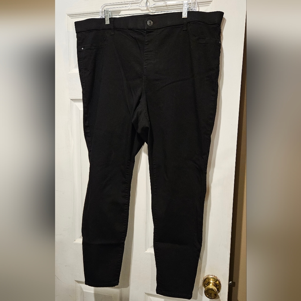 VANILLA STAR PULL ON JEGGING